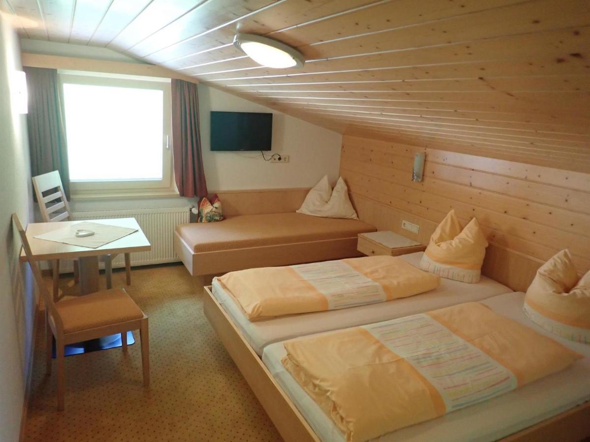ホテル Haus Tuklar ブラント エクステリア 写真